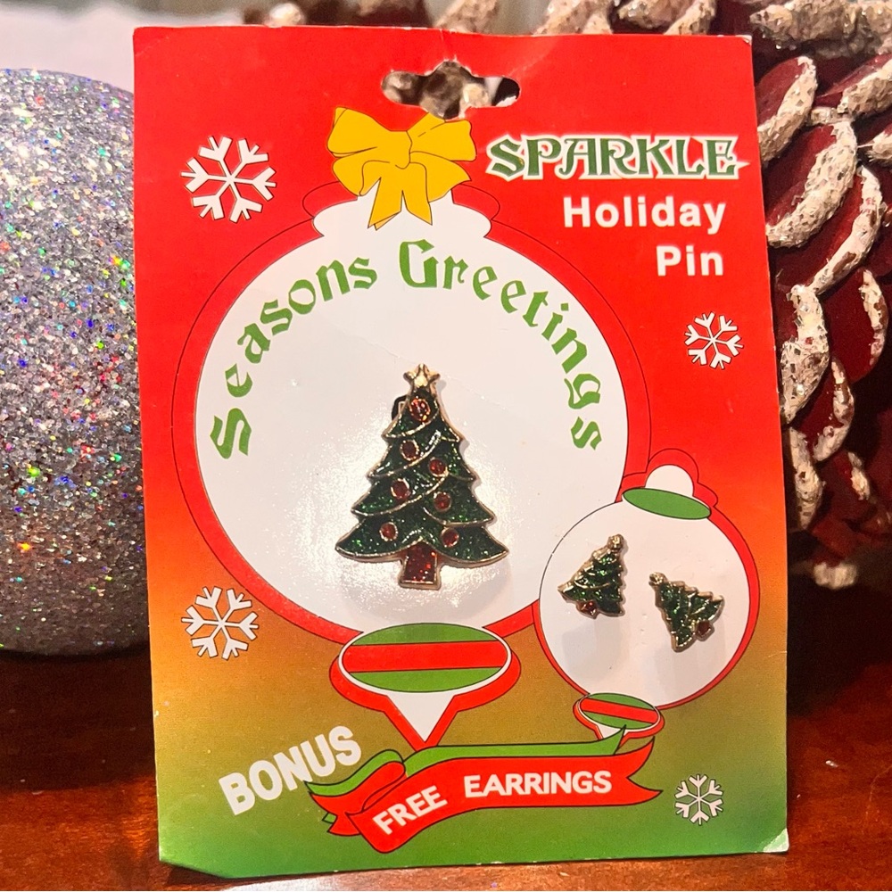 New sparkle, Christmas tree, pin and earring set